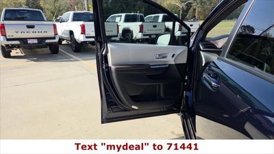 2023 Toyota Sienna Platinum