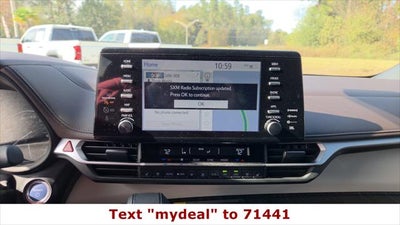 2023 Toyota Sienna Platinum