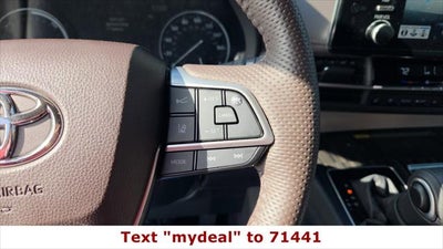 2023 Toyota Sienna Platinum