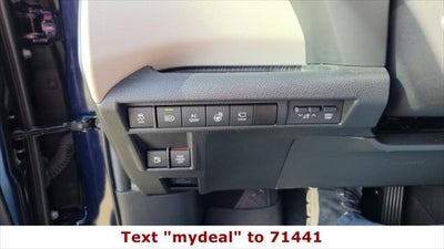 2023 Toyota Sienna Platinum