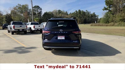 2023 Toyota Sienna Platinum