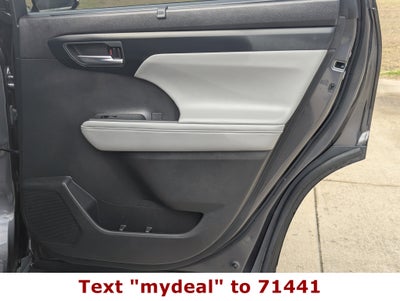 2022 Toyota Highlander XLE