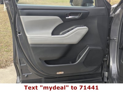 2022 Toyota Highlander XLE