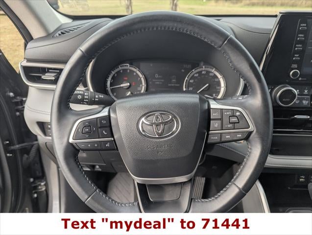 2022 Toyota Highlander XLE