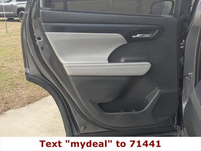 2022 Toyota Highlander XLE