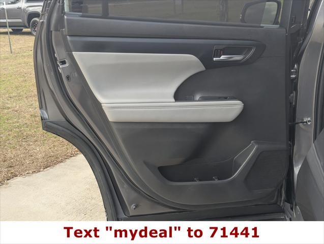 2022 Toyota Highlander XLE