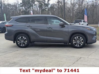 2022 Toyota Highlander XLE