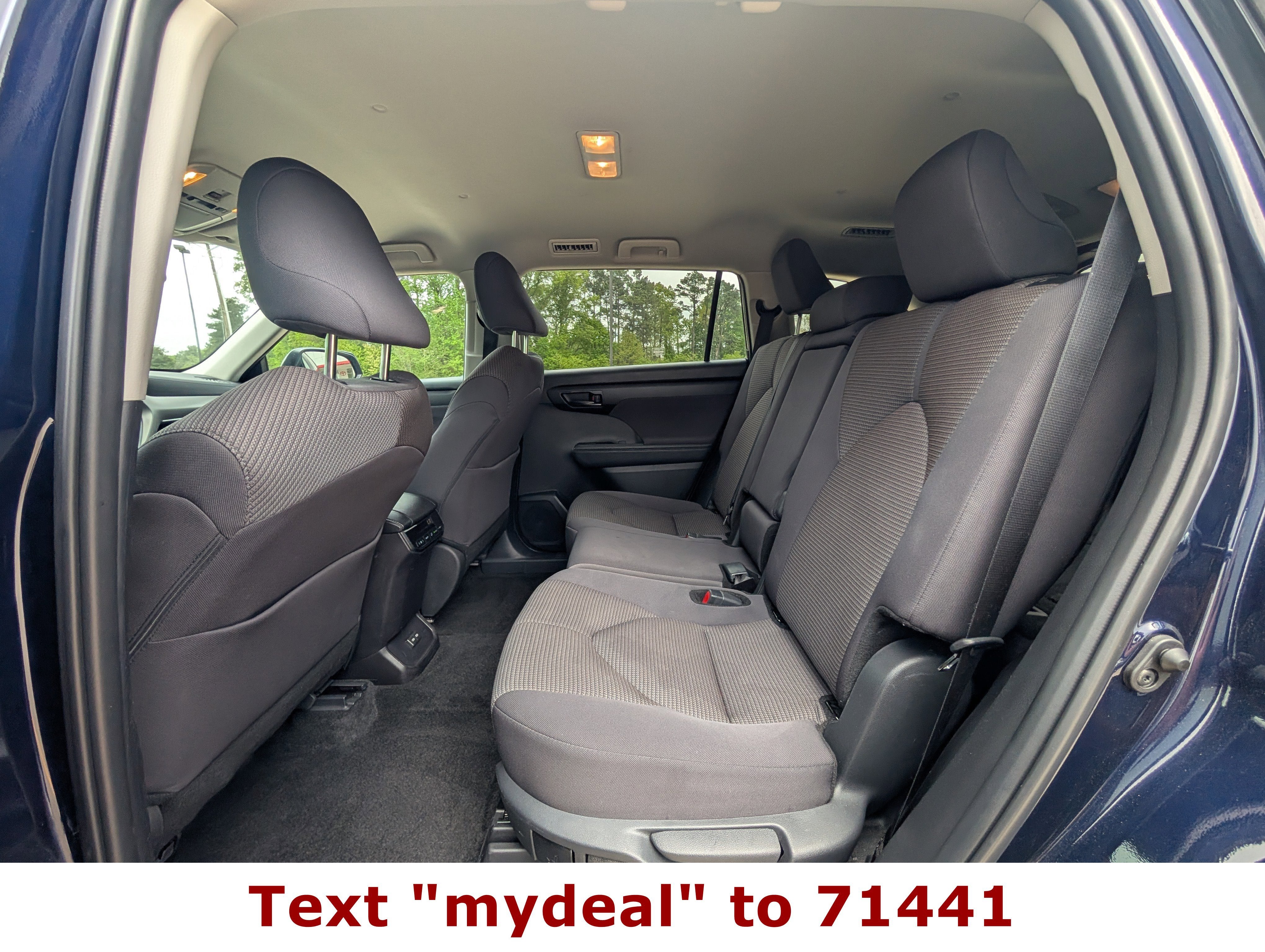 2025 Toyota Highlander LE