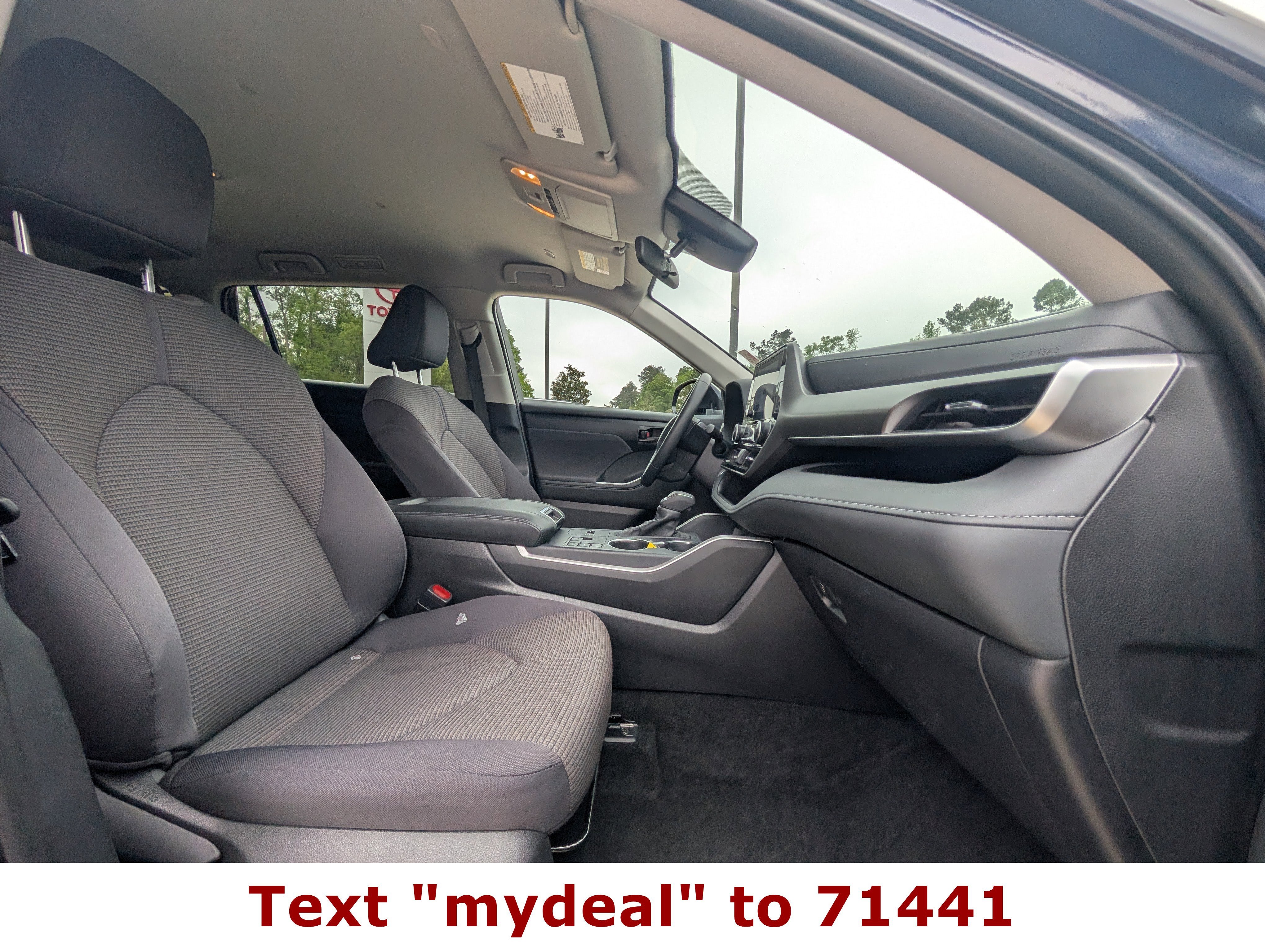 2025 Toyota Highlander LE