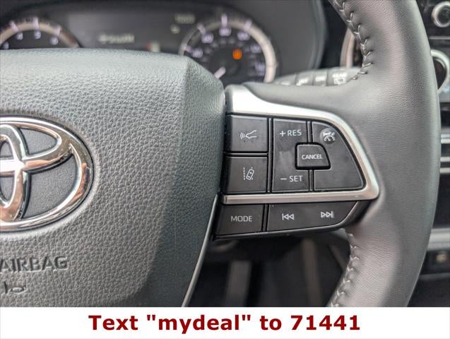 2025 Toyota Highlander LE