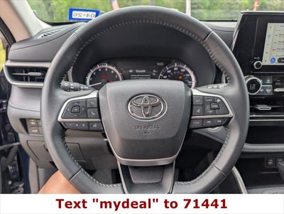 2025 Toyota Highlander LE