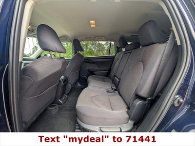 2025 Toyota Highlander LE