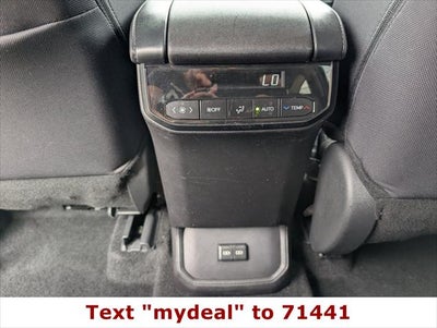 2025 Toyota Highlander LE