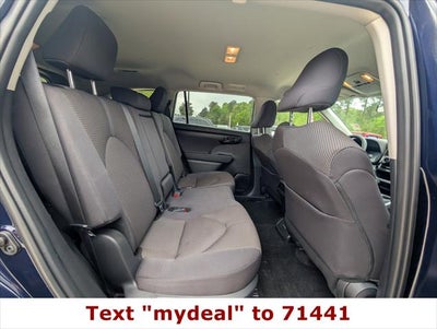 2025 Toyota Highlander LE