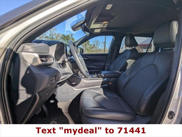 2024 Toyota Highlander LE