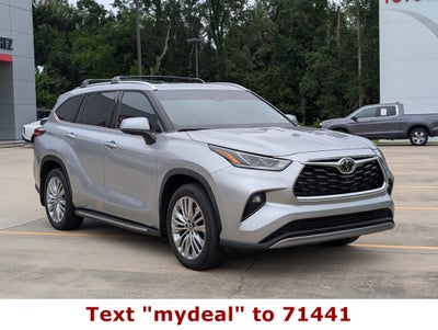 2023 Toyota Highlander Platinum