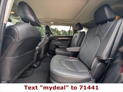 2023 Toyota Highlander Platinum