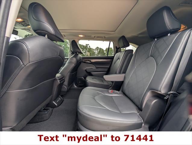 2023 Toyota Highlander Platinum