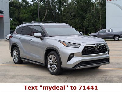 2023 Toyota Highlander Platinum