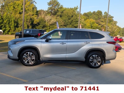 2025 Toyota Highlander XLE
