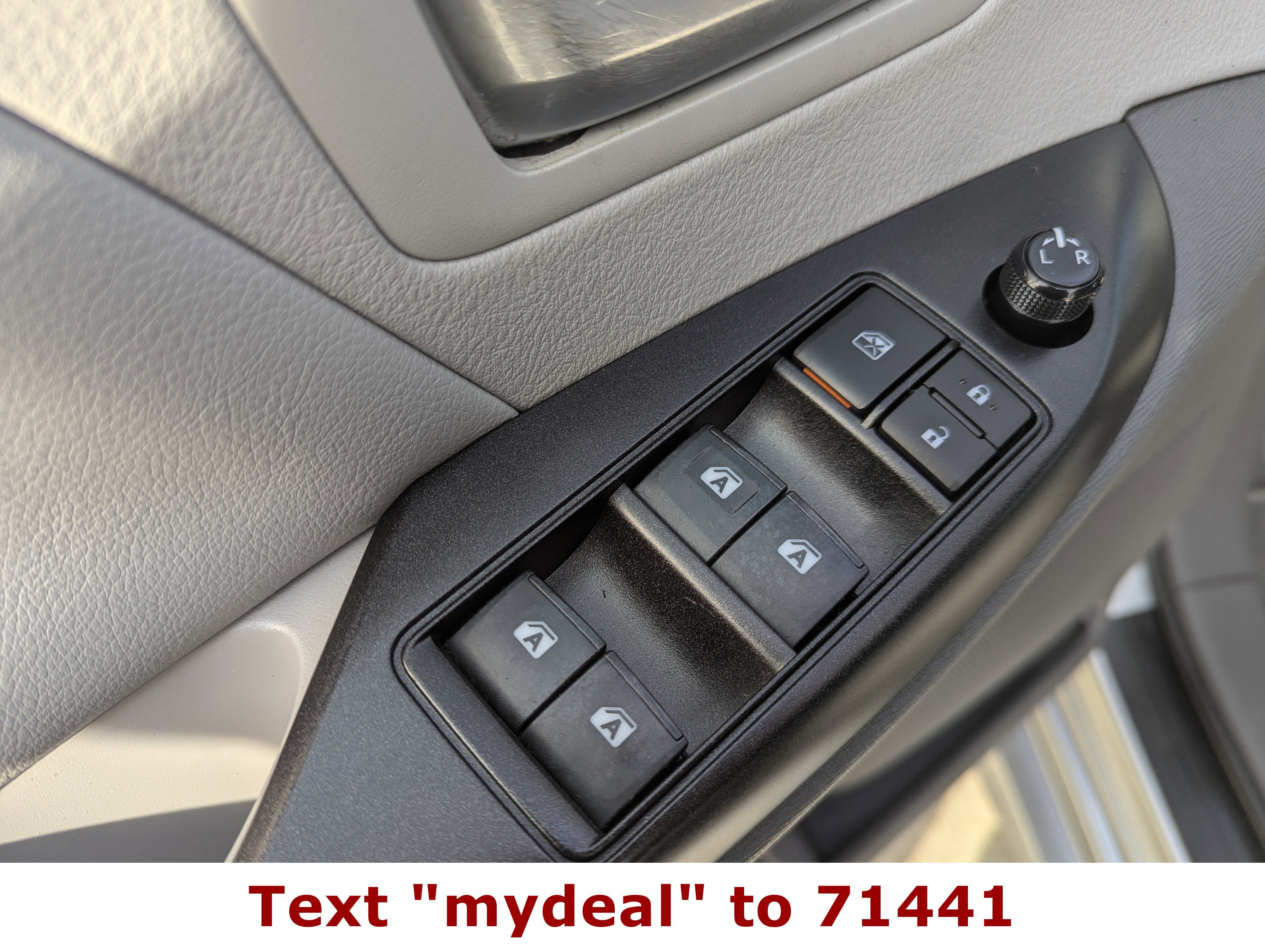 2020 Toyota Sienna LE