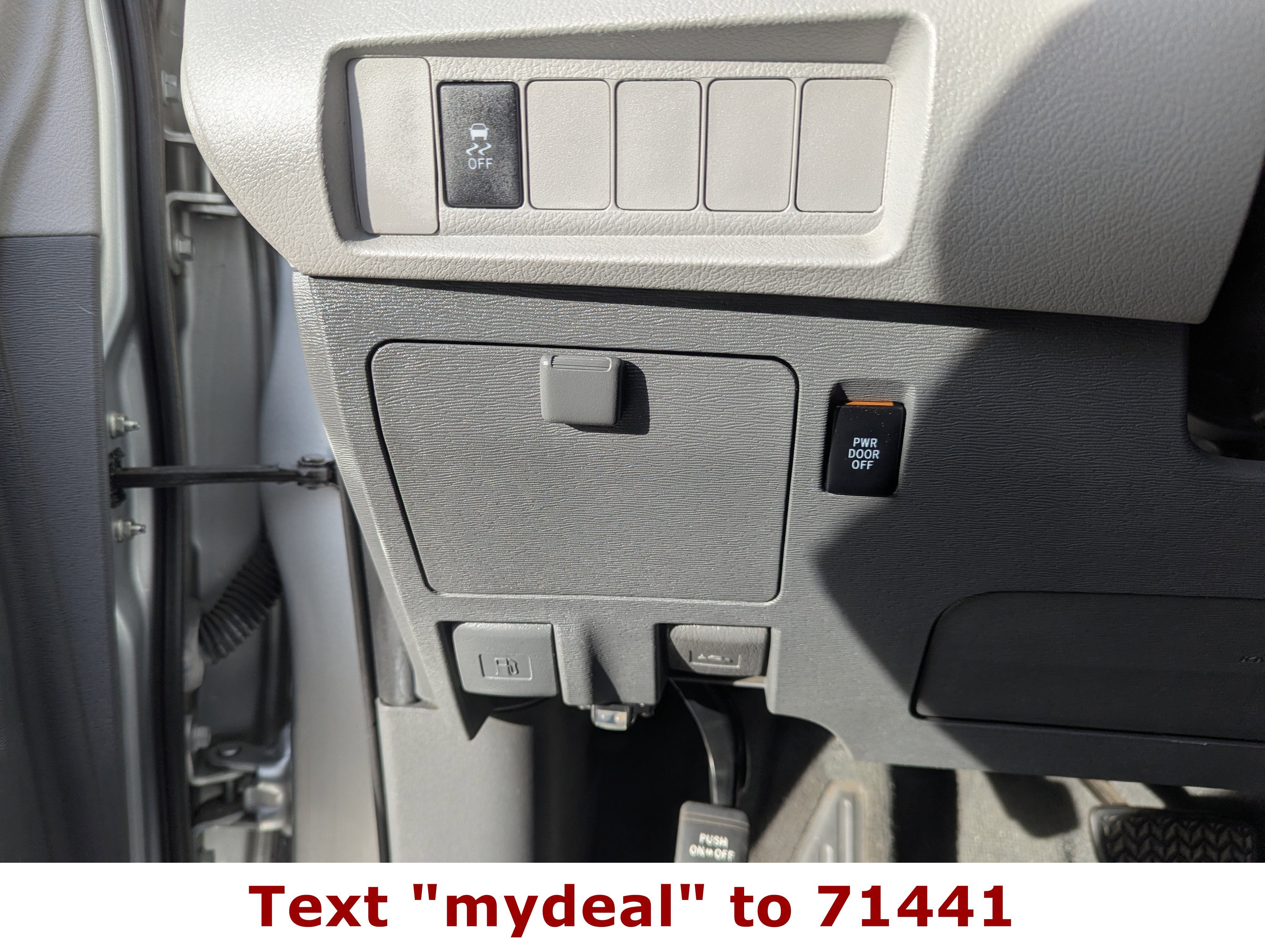 2020 Toyota Sienna LE