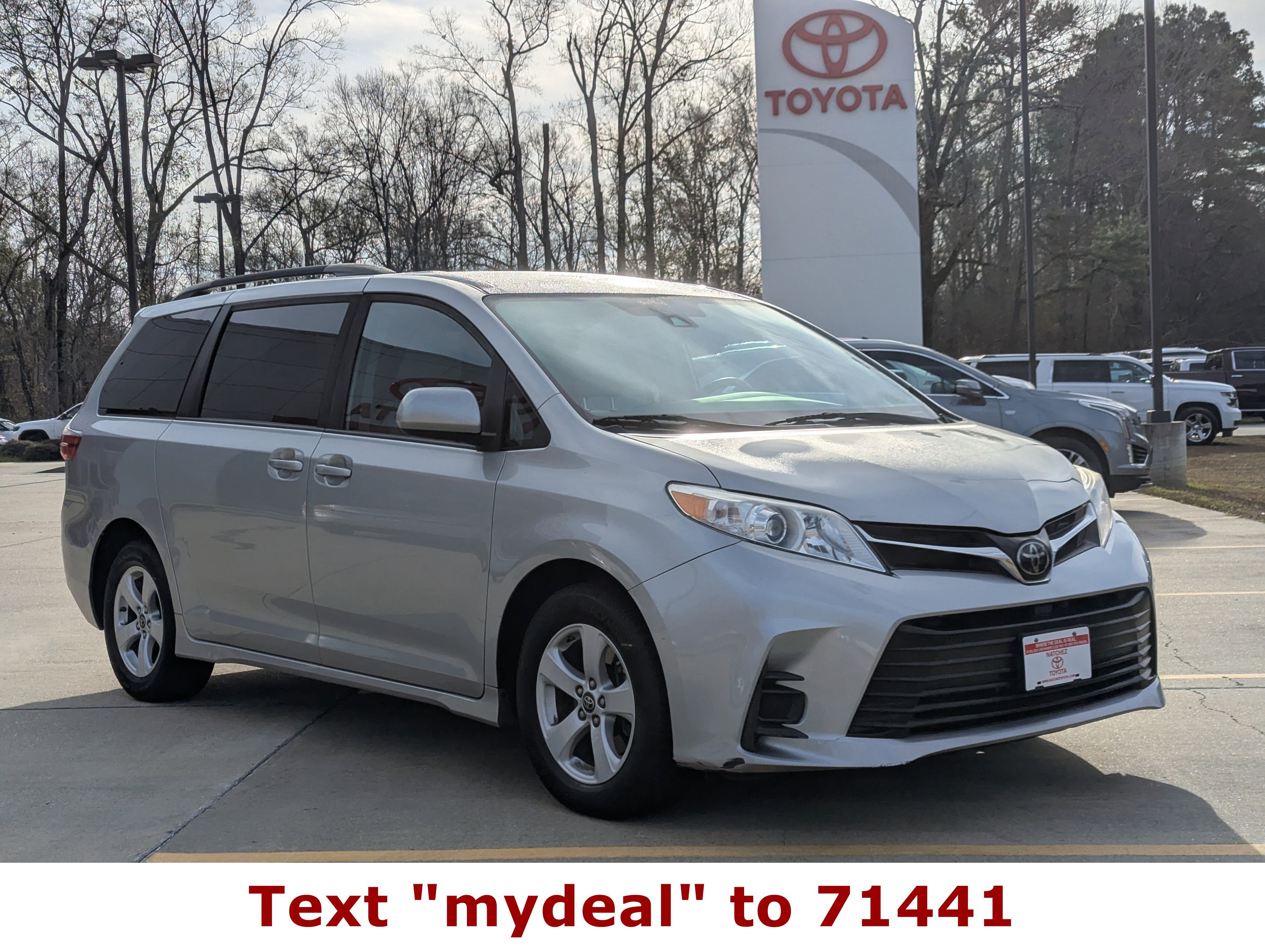 2020 Toyota Sienna LE