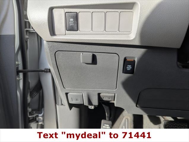 2020 Toyota Sienna LE