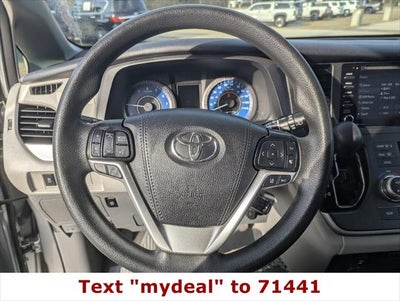 2020 Toyota Sienna LE