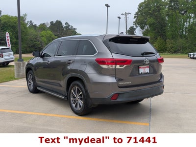 2019 Toyota Highlander Base