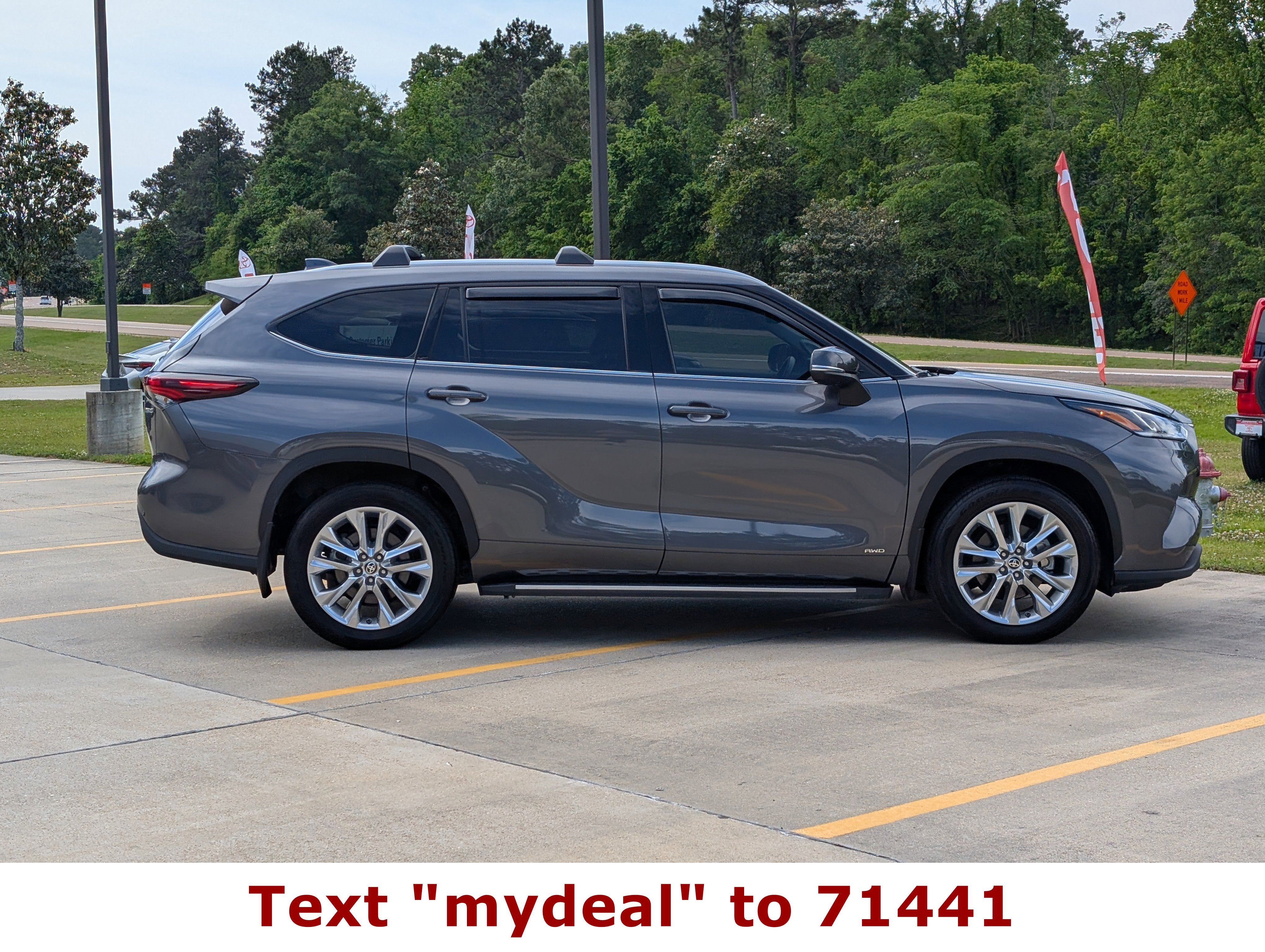 2024 Toyota Highlander Hybrid Limited