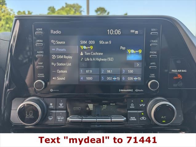 2022 Toyota Highlander LE