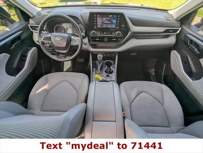 2022 Toyota Highlander LE