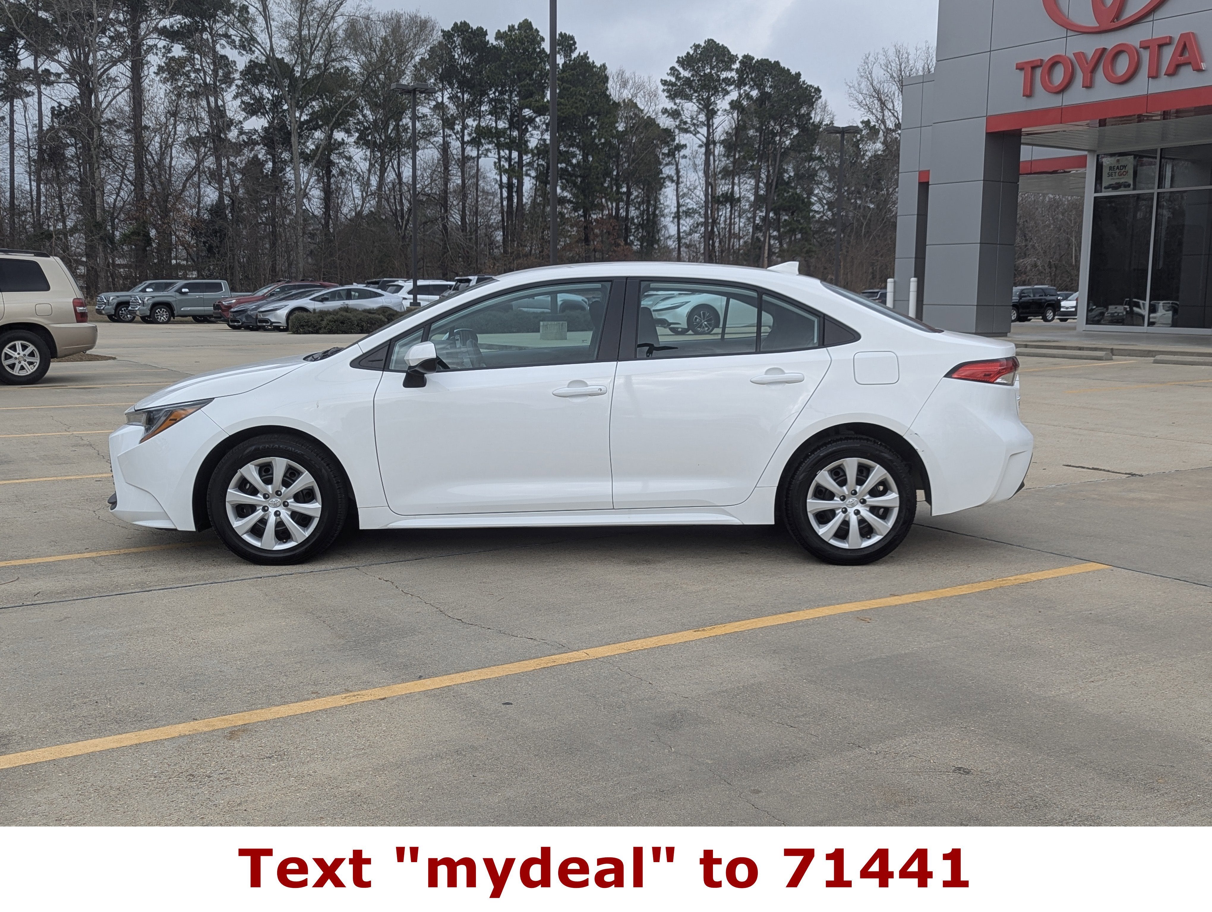 2025 Toyota Corolla LE