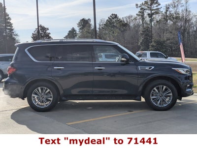 2024 INFINITI QX80 LUXE