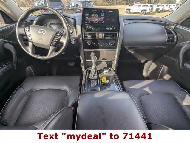 2024 INFINITI QX80 LUXE