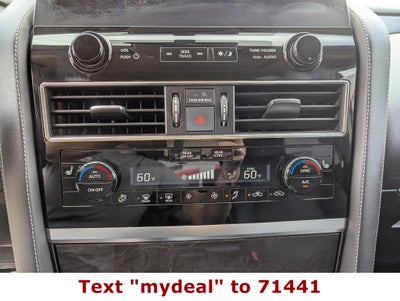 2022 INFINITI QX80 LUXE