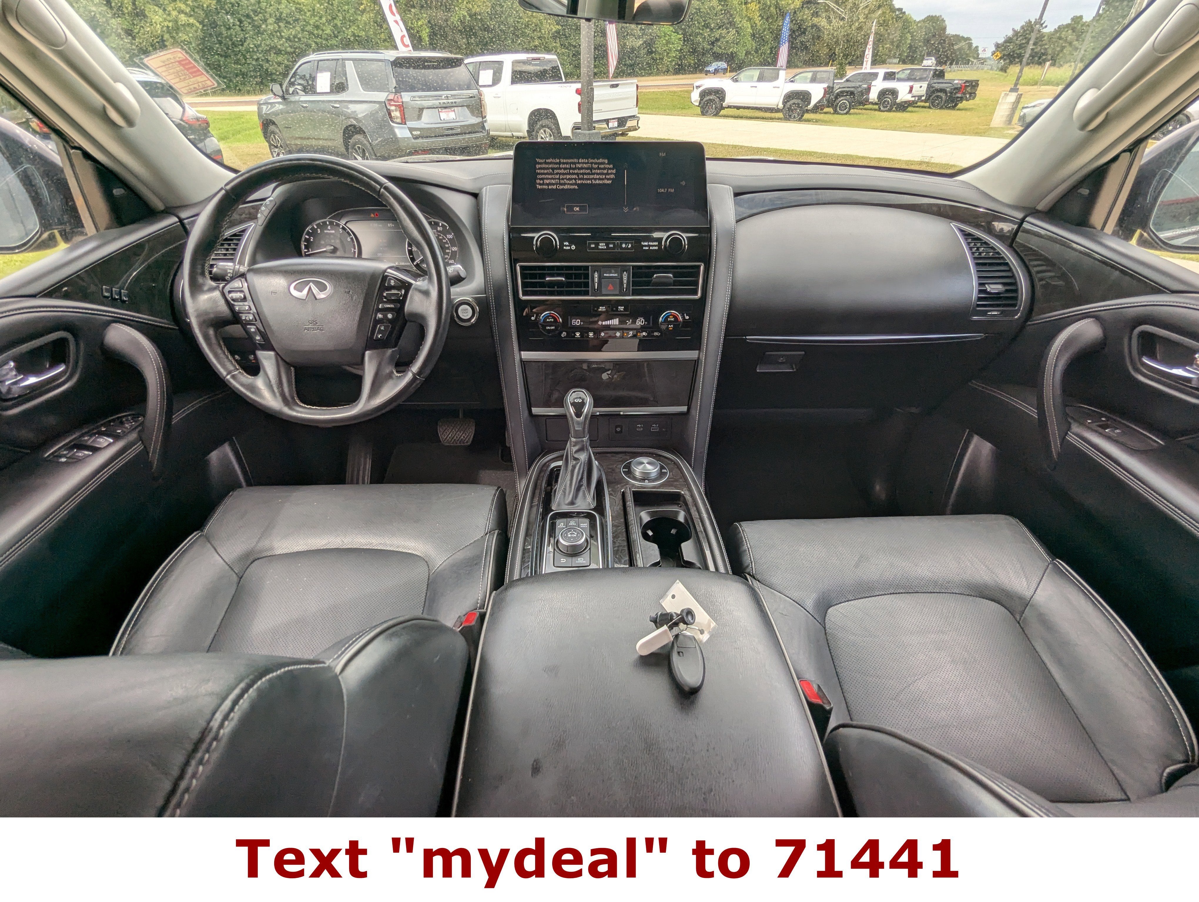 2022 INFINITI QX80 LUXE