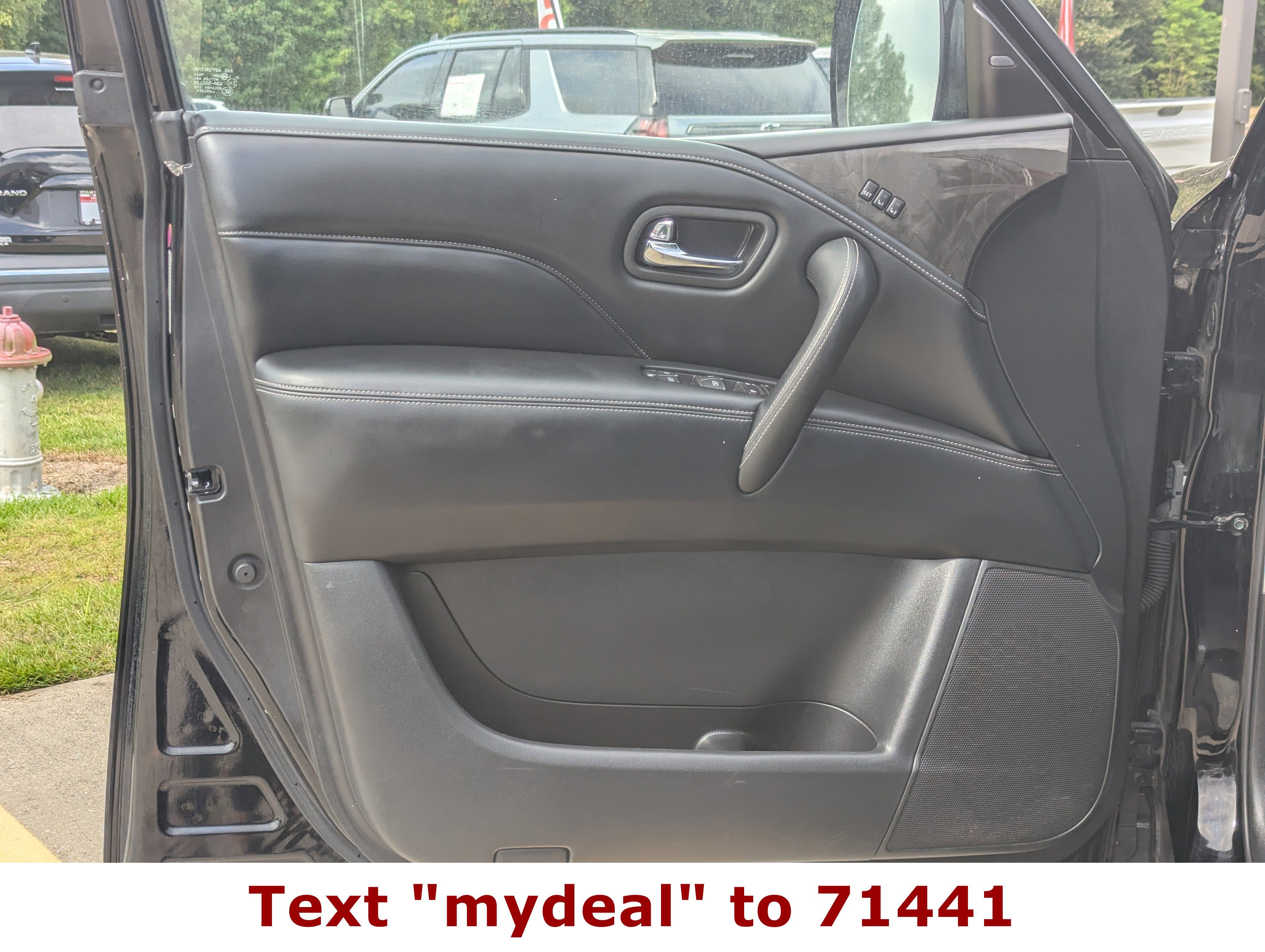 2022 INFINITI QX80 LUXE