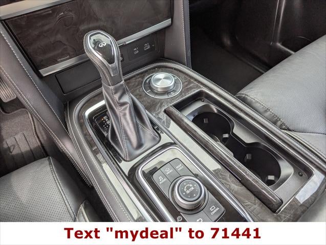 2022 INFINITI QX80 LUXE