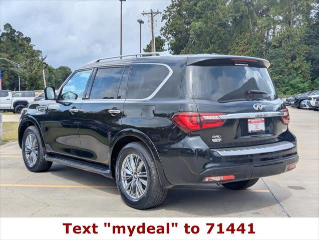 2022 INFINITI QX80 LUXE