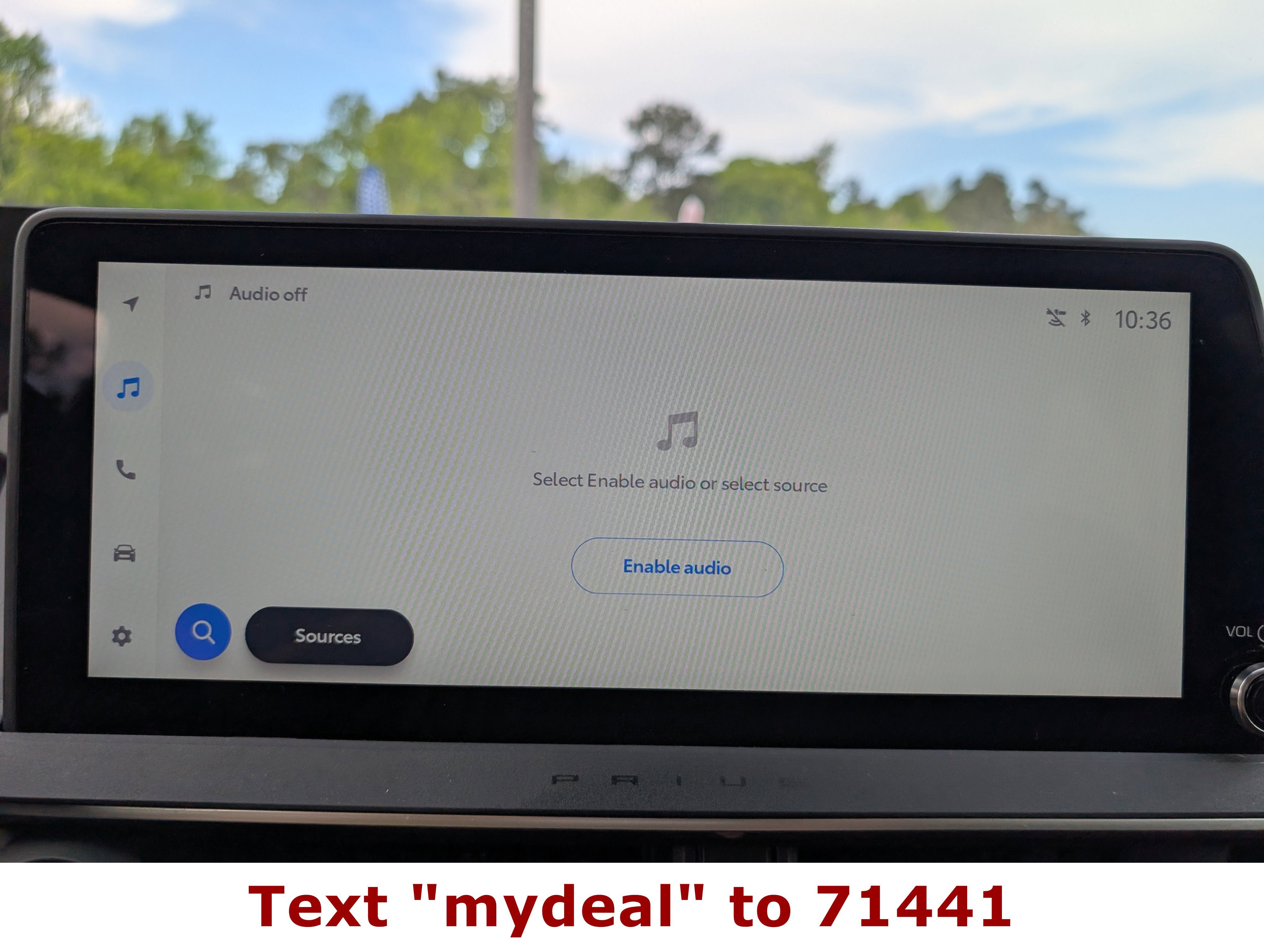 2025 Toyota Prius Plug-In Hybrid SE