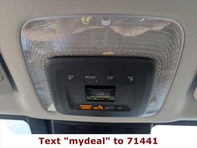 2025 Toyota Prius Plug-In Hybrid SE