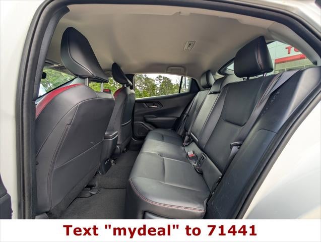 2025 Toyota Prius Plug-In Hybrid SE