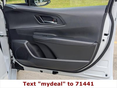 2025 Toyota Prius Plug-In Hybrid SE