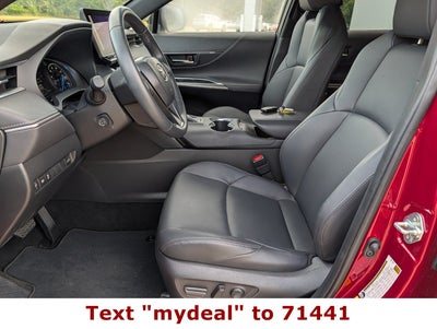 2024 Toyota Venza LE