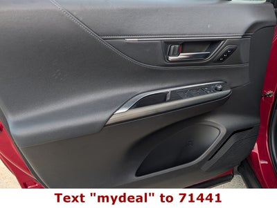 2024 Toyota Venza LE
