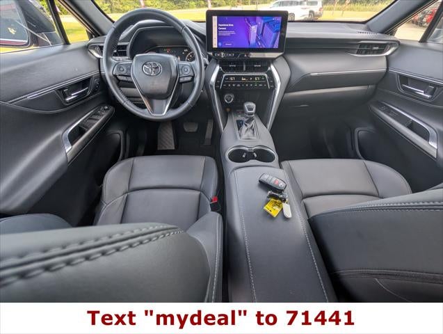 2024 Toyota Venza LE