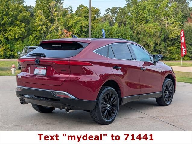 2024 Toyota Venza LE