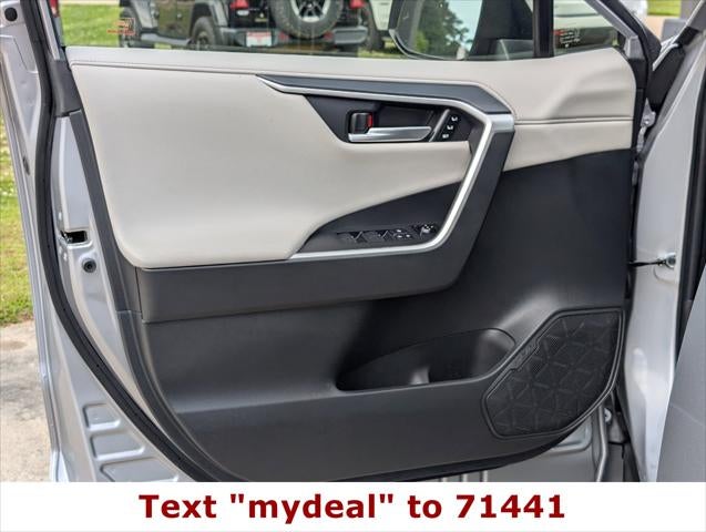 2025 Toyota RAV4 Hybrid Limited